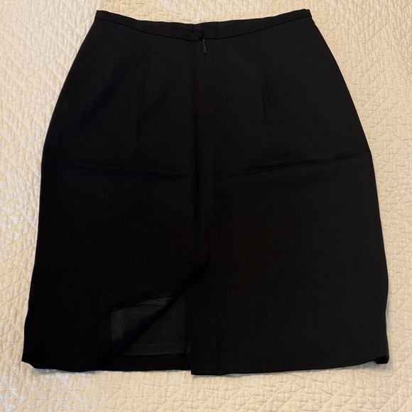 Banana Republic Black Pencil Skirt - Picture 3 of 4